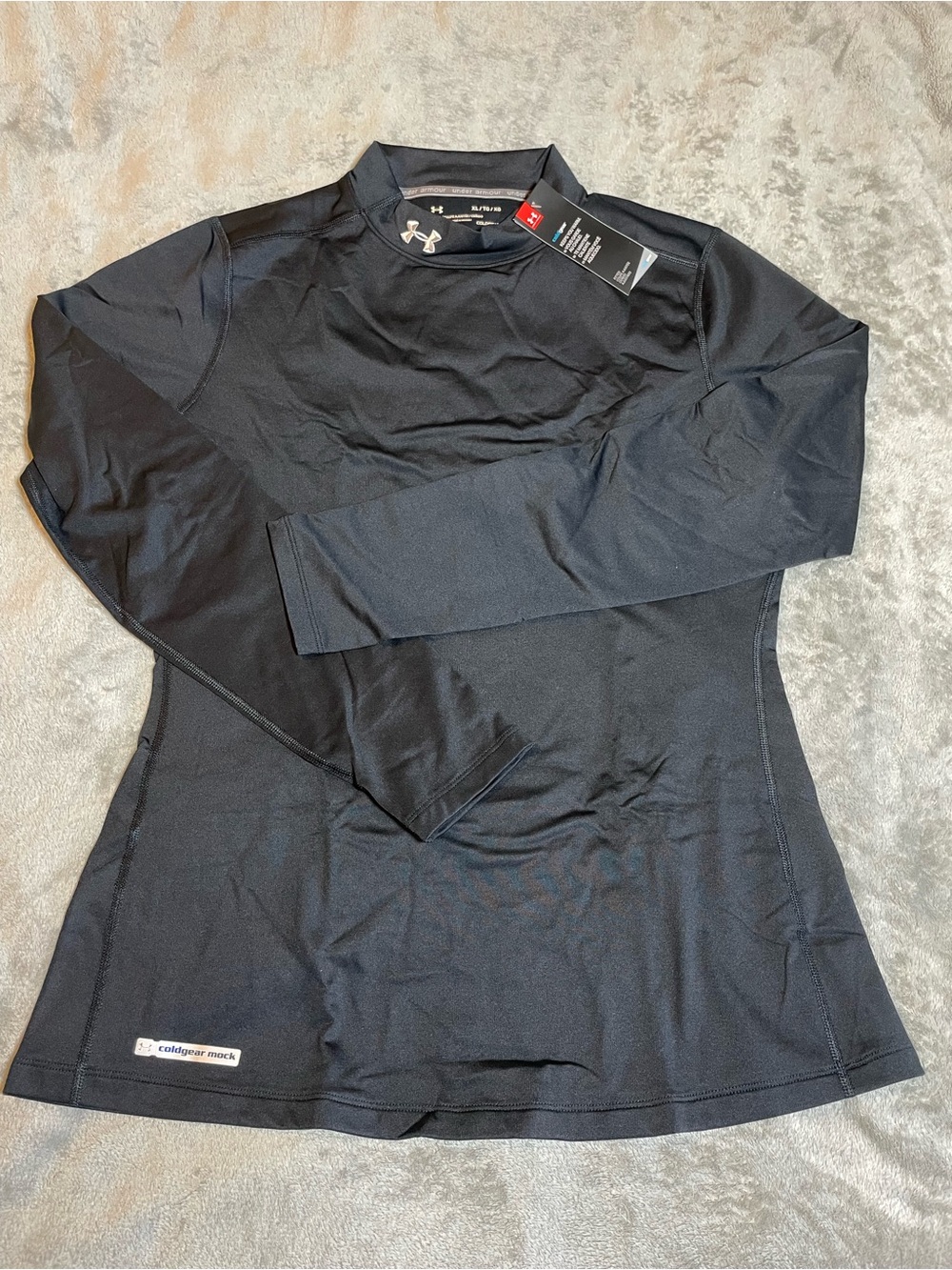 NWT Under Armour ColdGear Mock Neck Base Layer Top